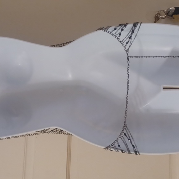 Coachella Bound Beaded Chain Vest - Picture 6 of 6